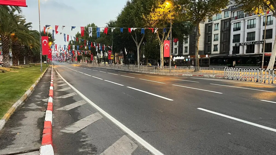 İstanbul'da pazar planı yapanlar dikkat! Bazı yollar trafiğe kapanacak
