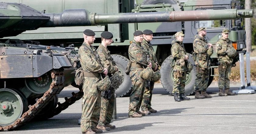 Bir Alman şehrinde askeri üssün olası sabote edilmesinin ardından su kirliliği uyarısı yayınlandı