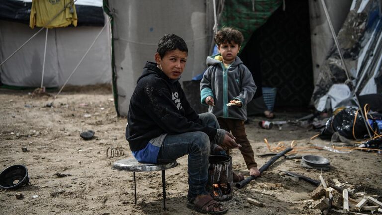 Urwa Genel Komiseri: Çocuklar Gazze’de Açlık