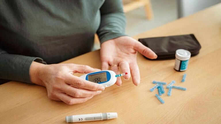 İnsülin direnci nedir? Semptomlar, nedenler ve tedavi hakkında her şey