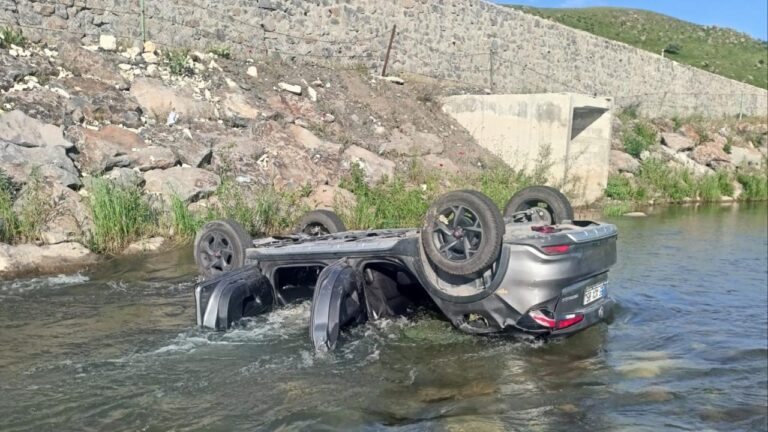 Erzurum’da felaket kazası: Aynı aileden 3 kişi hayatını kaybetti