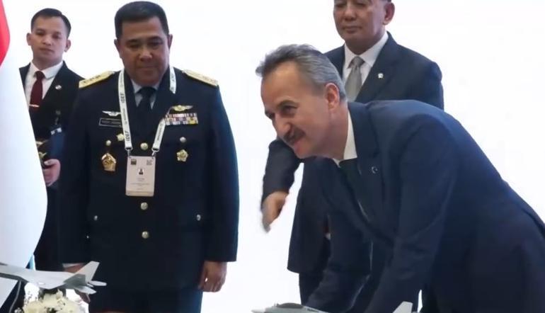 Son dakika ... Kaan için Tarihsel İmzalar