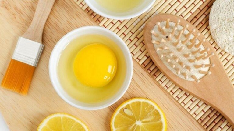 Evde yapılacak en iyi saç bakım maskesi! Kaybetmeyi bırak! Saçlara doğal çözüm ihmal edildi ve döküldü!