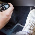 Manuel Vites Kullananlar Dikkat! Debriyajda Beklemek Motoru Tehdit Ediyor