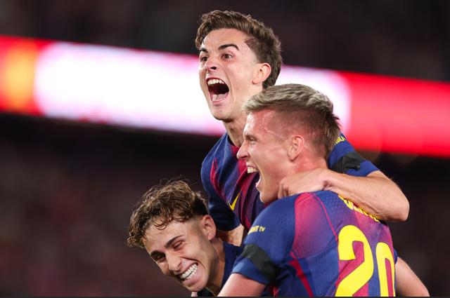 Tarihi şampiyonluk: El Clasico’yu kazanan Barcelona, LaLiga’da şampiyon